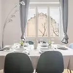 Luxury Spacious In The Heart Of Como