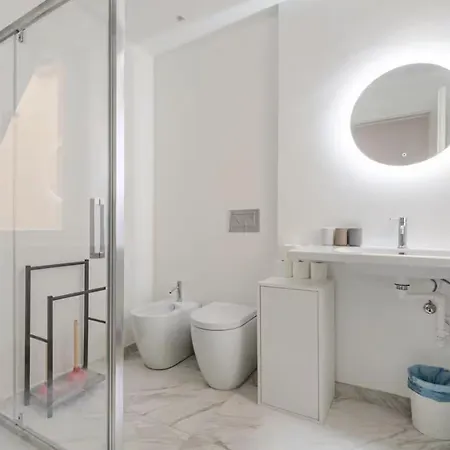 Luxury Spacious In The Heart Of 公寓 *