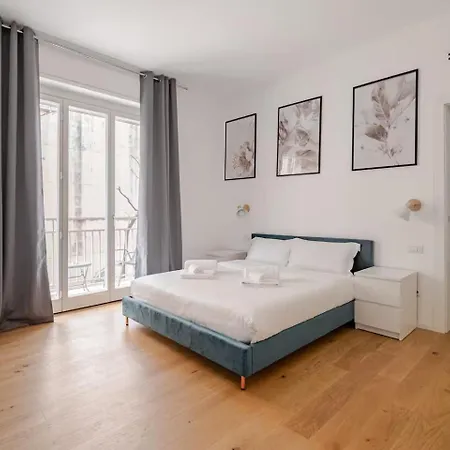 아파트 Luxury Spacious In The Heart Of *