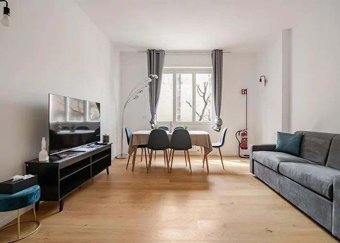 דירה Luxury Spacious In The Heart Of