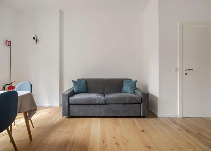 아파트 Luxury Spacious In The Heart Of